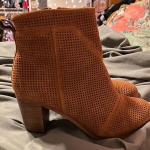 Tom’s ankle boots